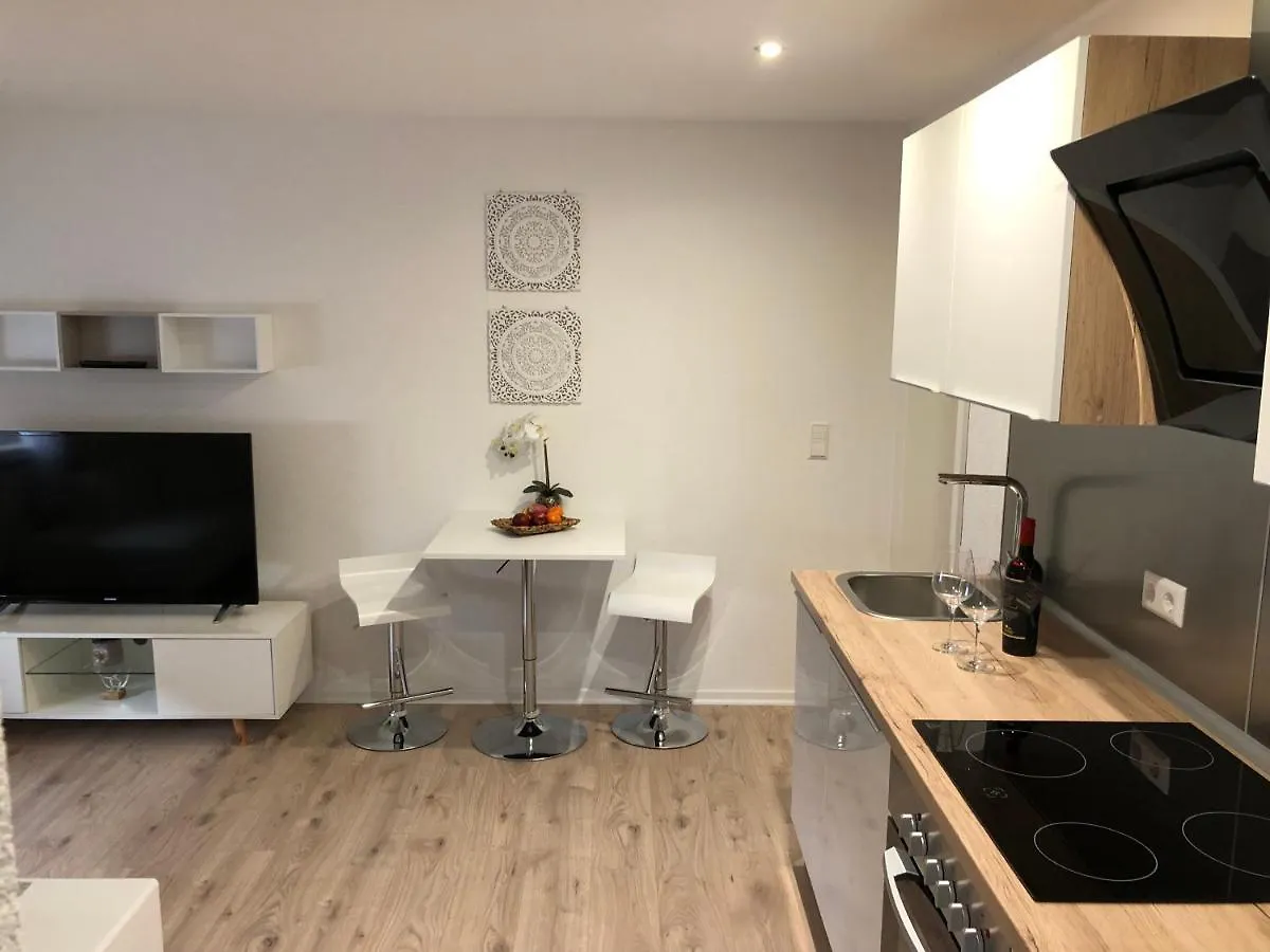 Exklusive Moderne 2 Zi. Wohnung In Ruhiger Lage Rastatt 0*,